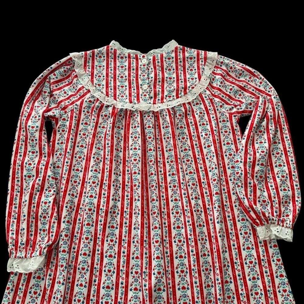 Like New Lanz‎ of Salzburg Girls L 10/12 Tyrolean Red Long Sleeve Nightgown Gown